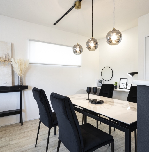 明るいダイニング