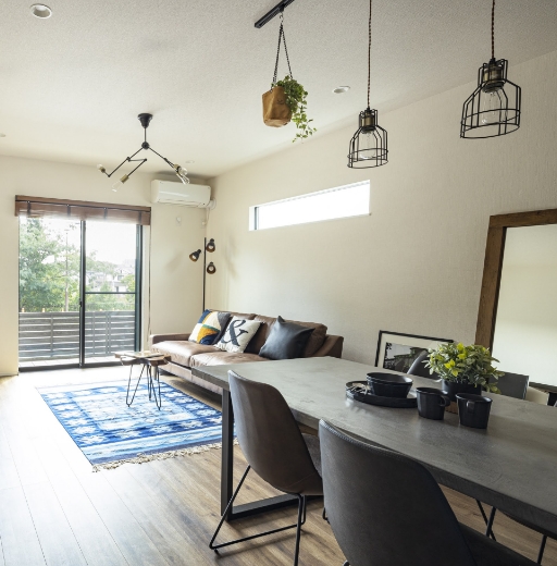 明るいリビング